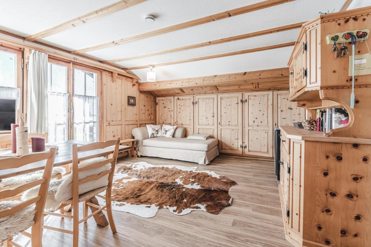 Chalet Sunna Hoeckli - Pistennah Und Ruhig Mit Panoramablick 阿罗萨 外观 照片